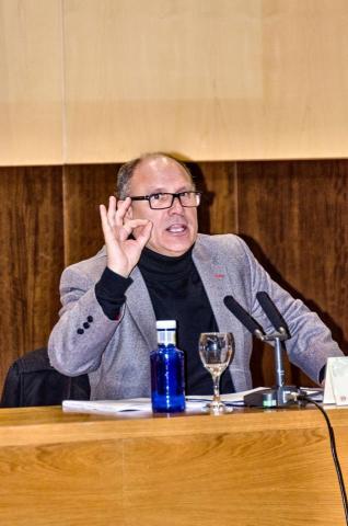 Foto. conferencia.jpg